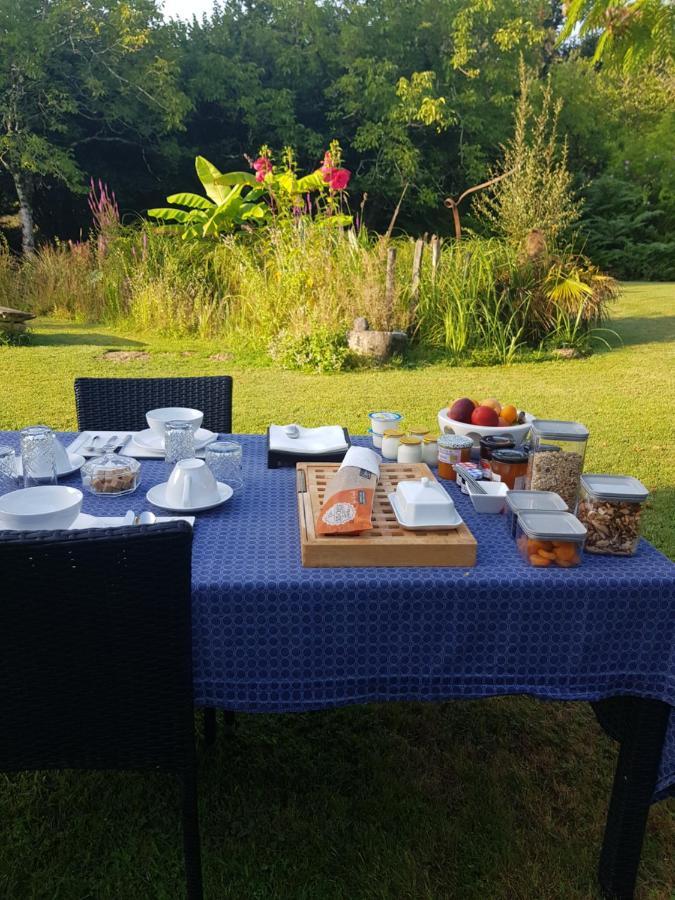 Domaine De Baise Bed & Breakfast Feugarolles Ngoại thất bức ảnh